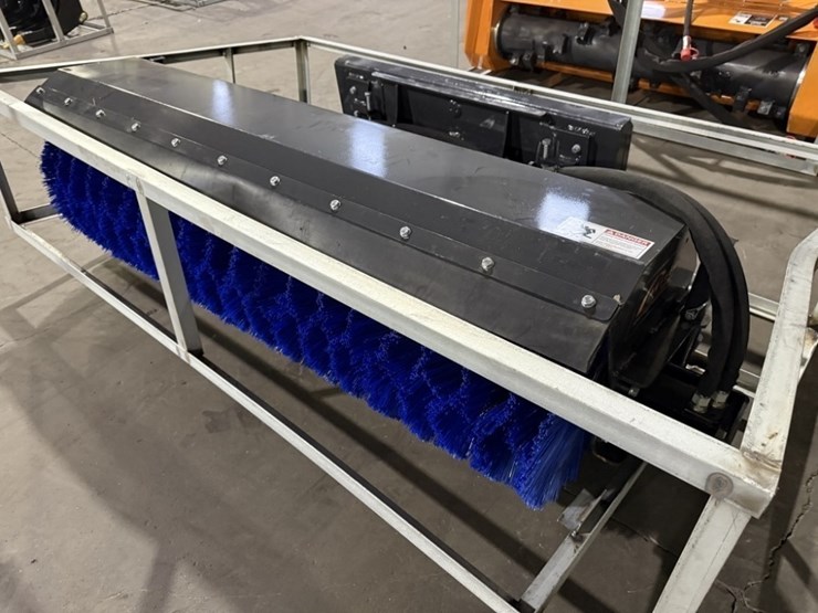 2026-arteer-assb-72w-angle-broom-image-2