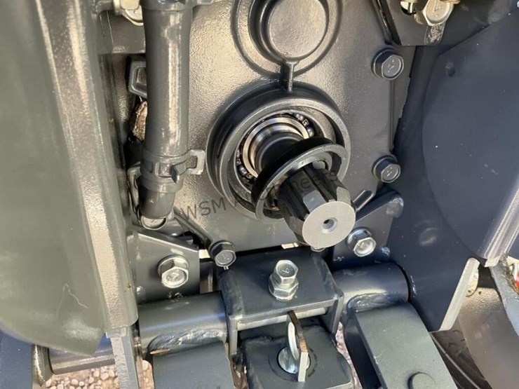 kubota-lx3310hsd-image-10