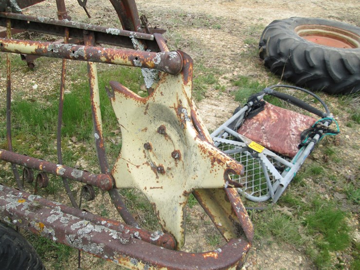 new-holland-256-image-9