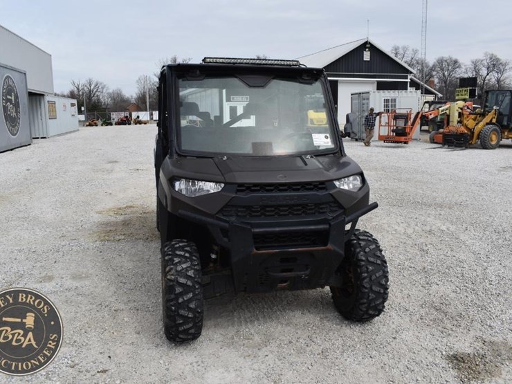 2019-polaris-ranger-crew-image-18