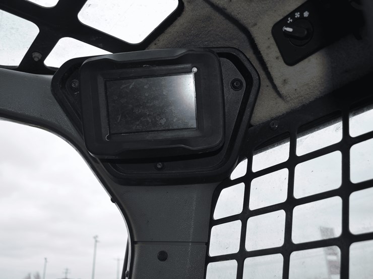 2023-bobcat-s62-image-18