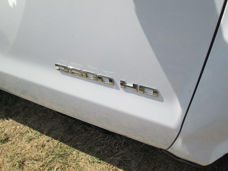 2017-chevrolet-3500hd-image-20