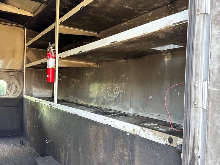 2016-ford-f350-image-12