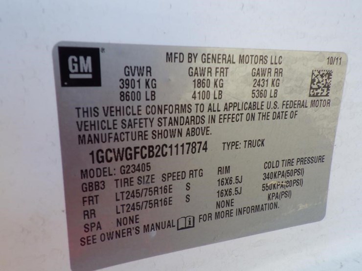 2012-chevrolet-express-2500-image-16