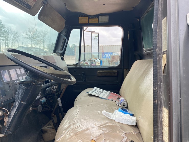 1990-international-4600-image-6