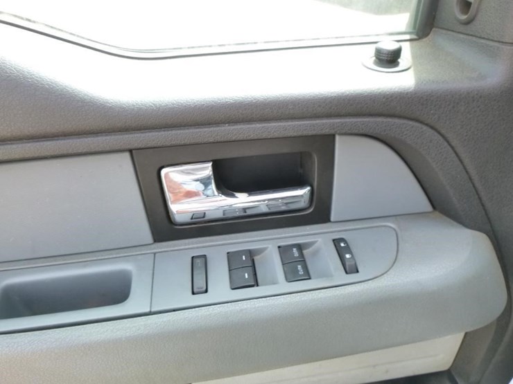 2013-ford-f150-image-17