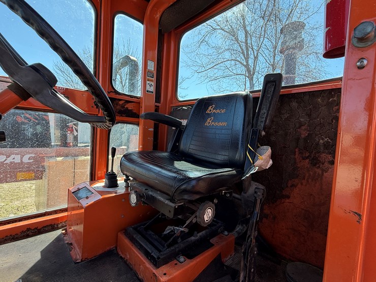 2012-broce-rjt350-image-6