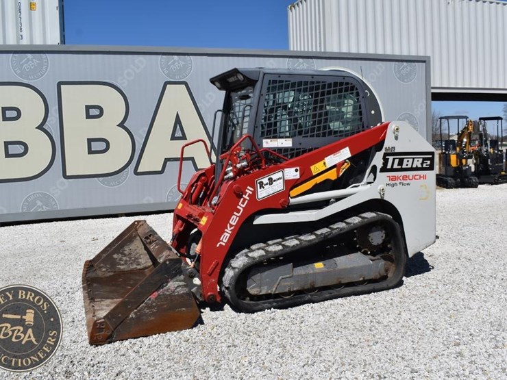 2020-takeuchi-tl8r2-image-4