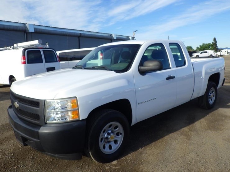 2008-chevrolet-1500-image-1