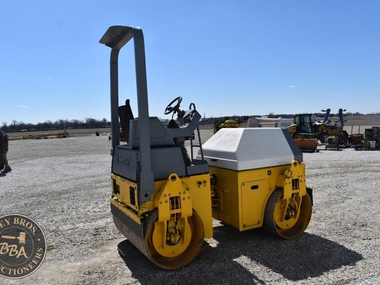 2010-benford-2010sd-image-23