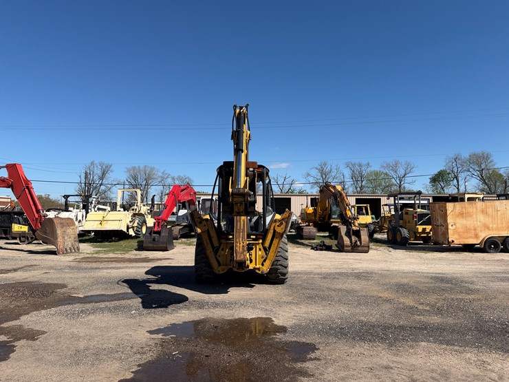 2015-caterpillar-416f-image-7