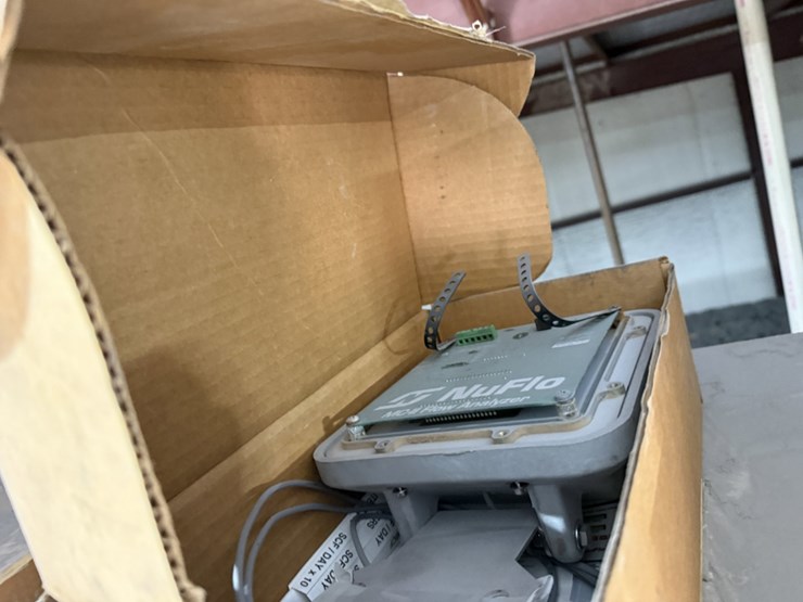 6-shelve-section-of-power-swivel-&-gd-tee-triplex-pump-parts-image-3