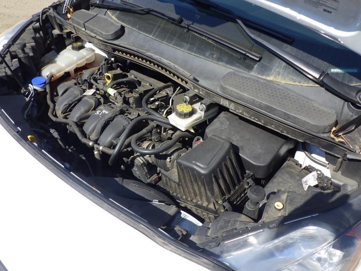 2020-ford-transit-connect-image-10