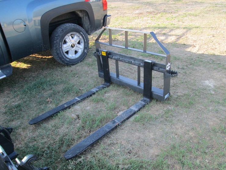 #37336-•-4'-skid-steer-forks-image-1