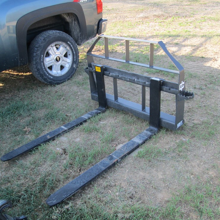 #37336 • 4' Skid Steer Forks