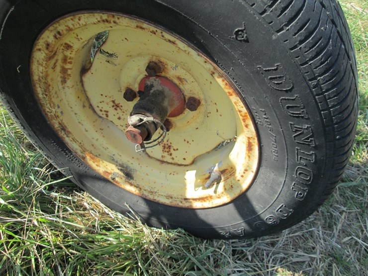 new-holland-256-image-6