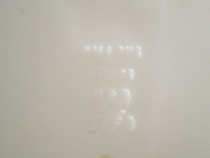 #37310-•-kbh-700gal-poly-tank-image-6