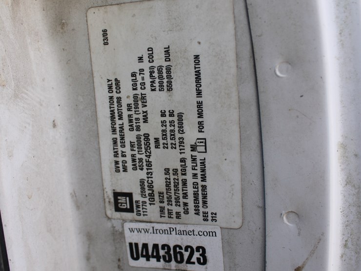 #2200-•-2006-chevrolet-c6500-truck-image-8