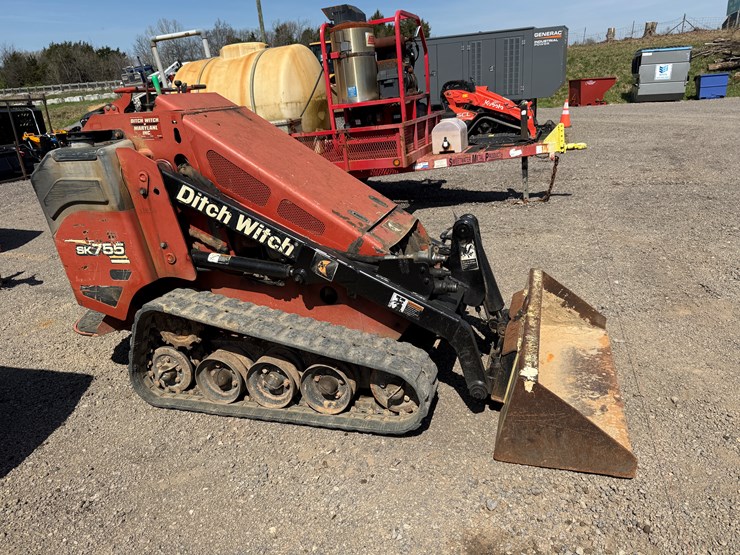 ditch-witch-sk755-image-1
