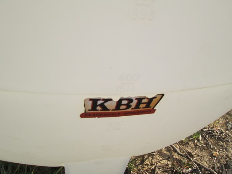 #37310-•-kbh-700gal-poly-tank-image-5
