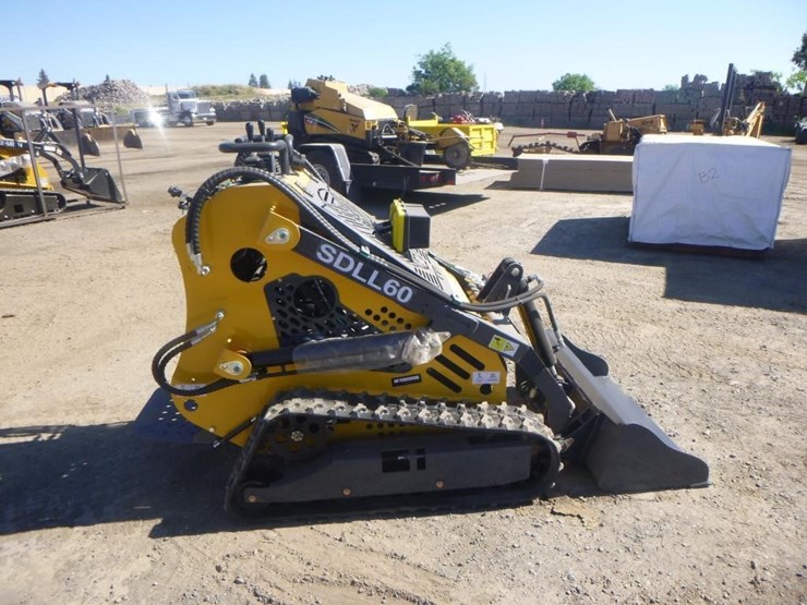 sdlanch-sdll60-skid-steer-track-loader-image-7