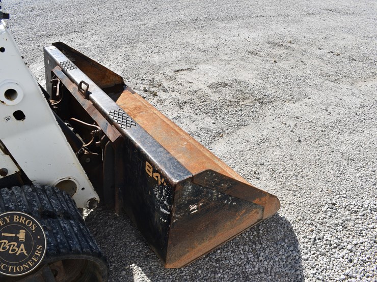 2016-bobcat-t650-image-28