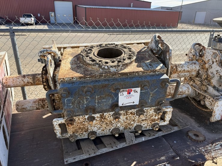 (3)-7-1/16-3k-5k-wp-dbl-manual-blowout-preventers-f/-parts-image-5