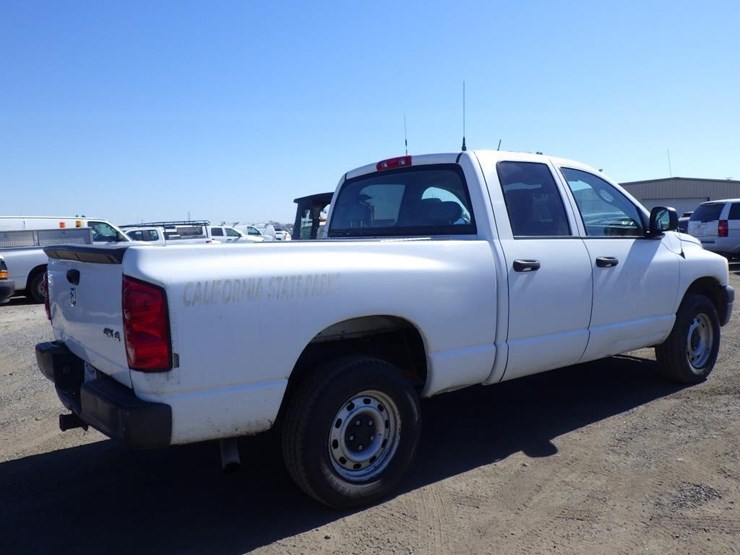 2007-dodge-ram-1500-image-3