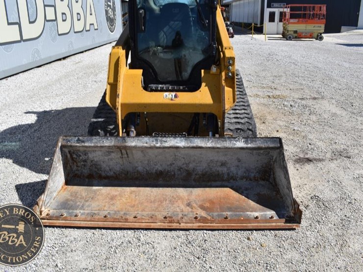 2023-caterpillar-259d3-image-30