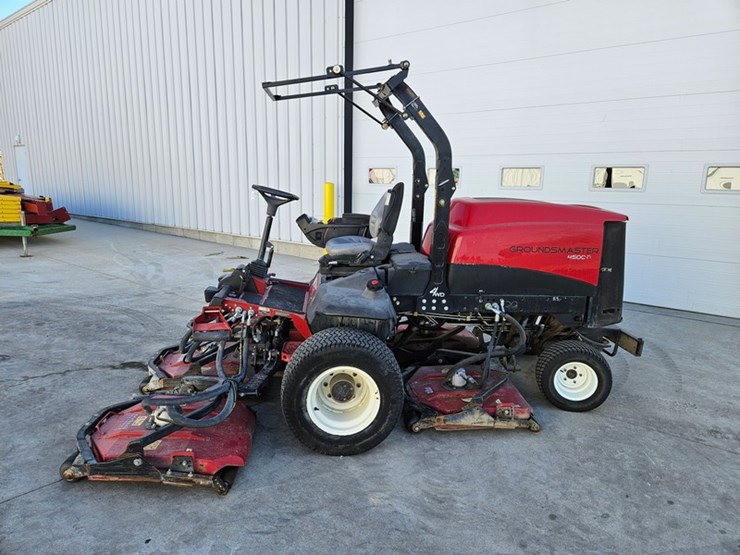 toro-groundsmaster-4000d-image-2
