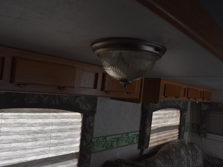 2008-forest-river-rockwood-8318ss-42661-image-35