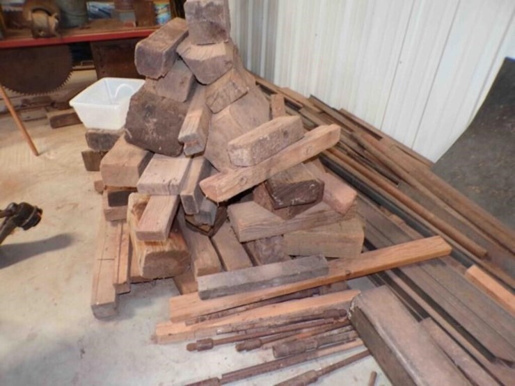 square-tubing,-flat-steel,-cut-offs-image-3