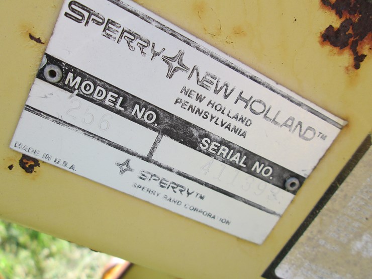 new-holland-256-image-12