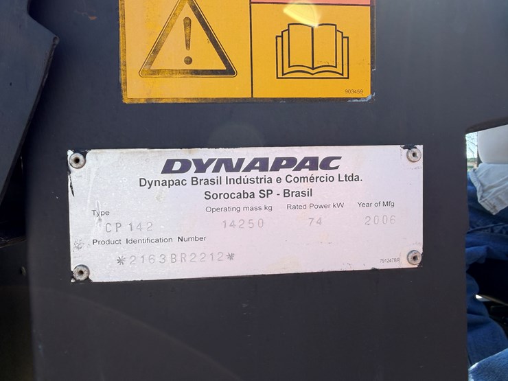 2006-dynapac-cp142-image-10