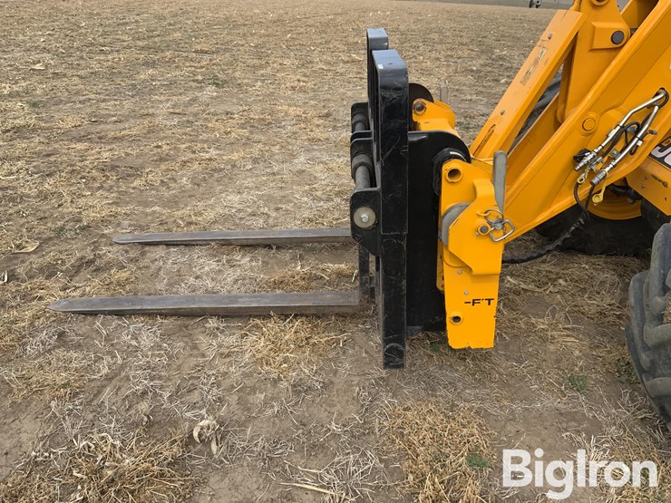 2023-jcb-542-70ags-4x4x4-telehandler-w/fork-attachment-image-10