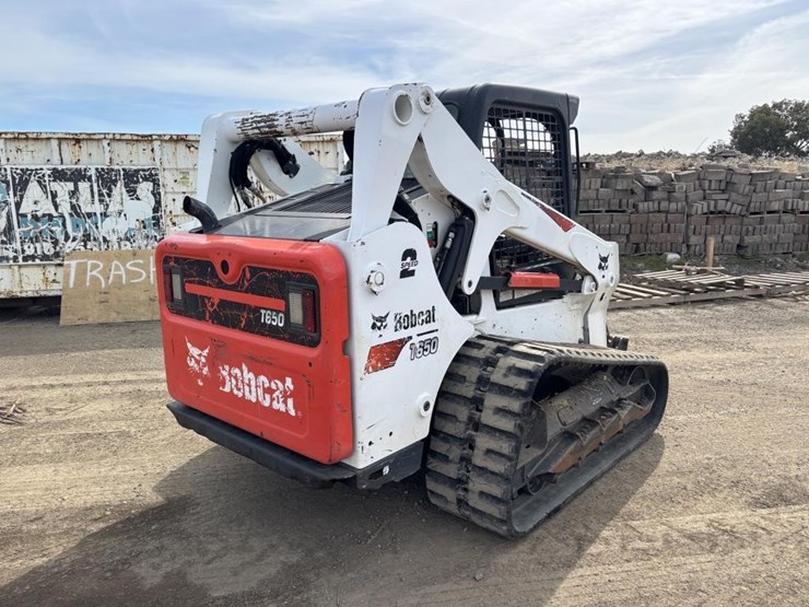 2017-bobcat-t650-image-3