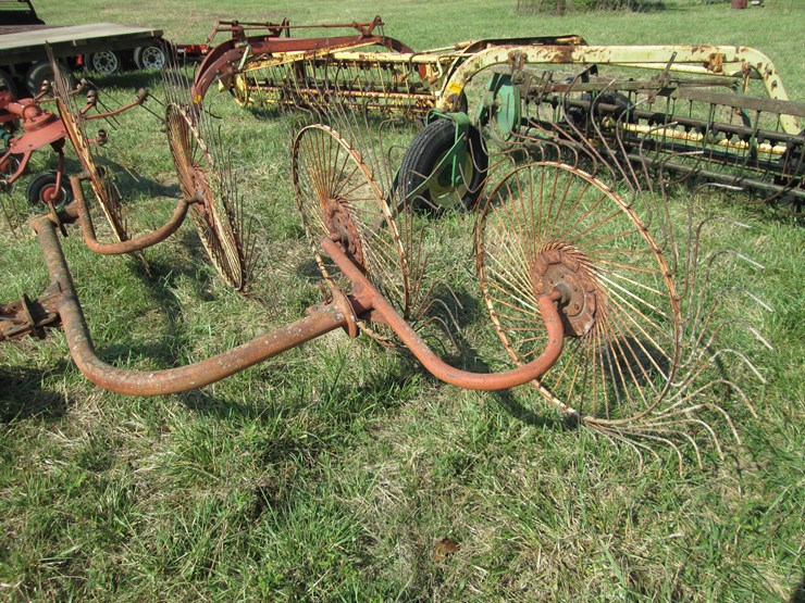 #37327-•-4-wheel-hay-rake-image-5