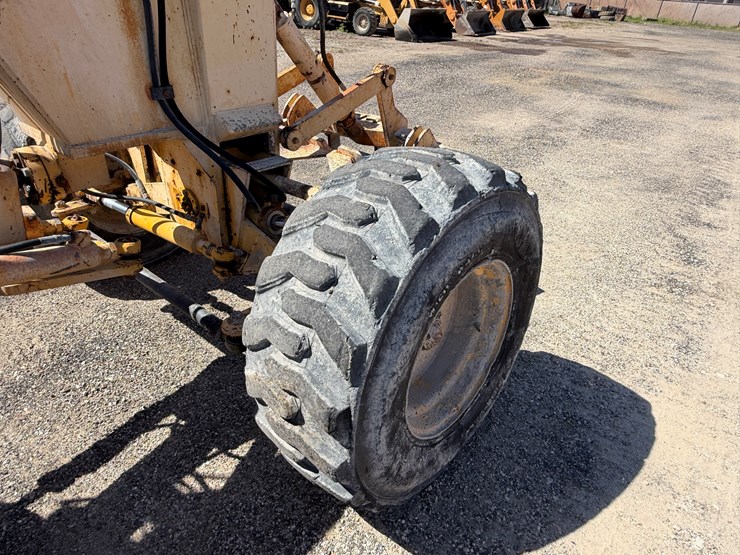 2000-champion-c80a-image-8