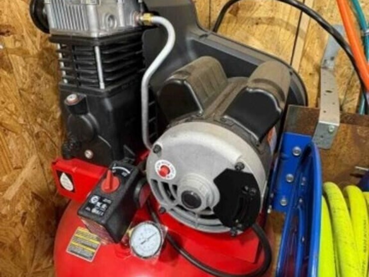 craftsman-60-gal-air-compressor-image-3