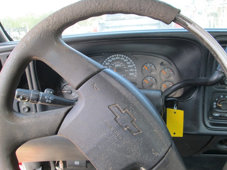 2006-chevrolet-2500hd-image-32