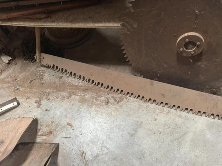 vintage-2-man-saw-image-3