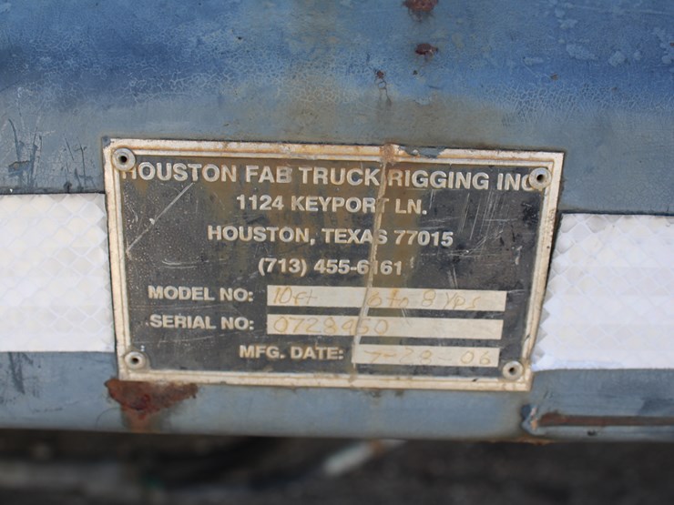 2004-international-durastar-4200-image-9