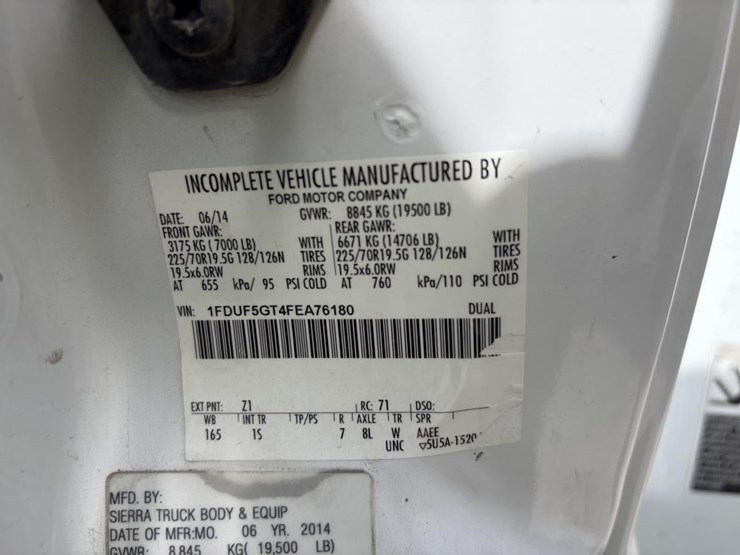 2015-ford-f550-image-16