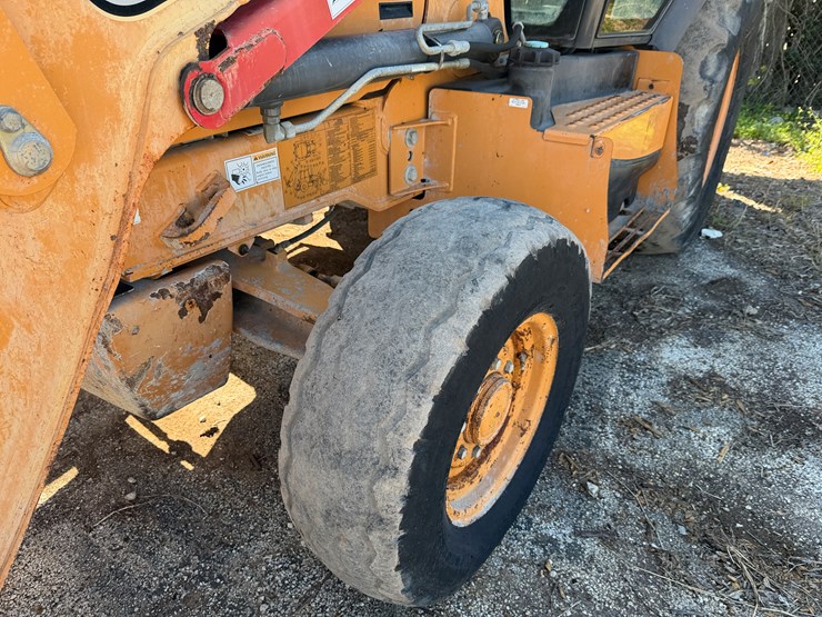 2014-case-580n-image-8