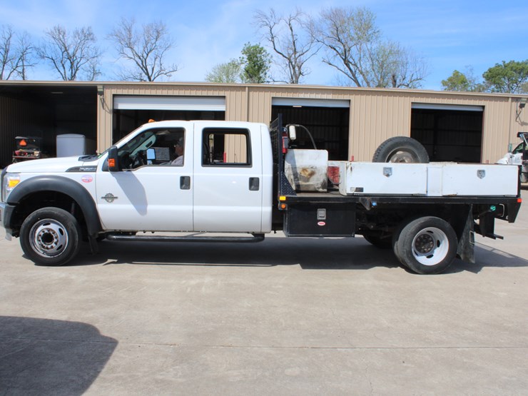 2013-ford-f550-image-1