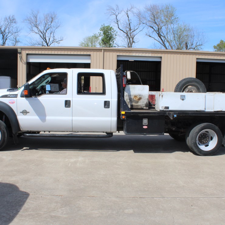 2013 FORD F550
