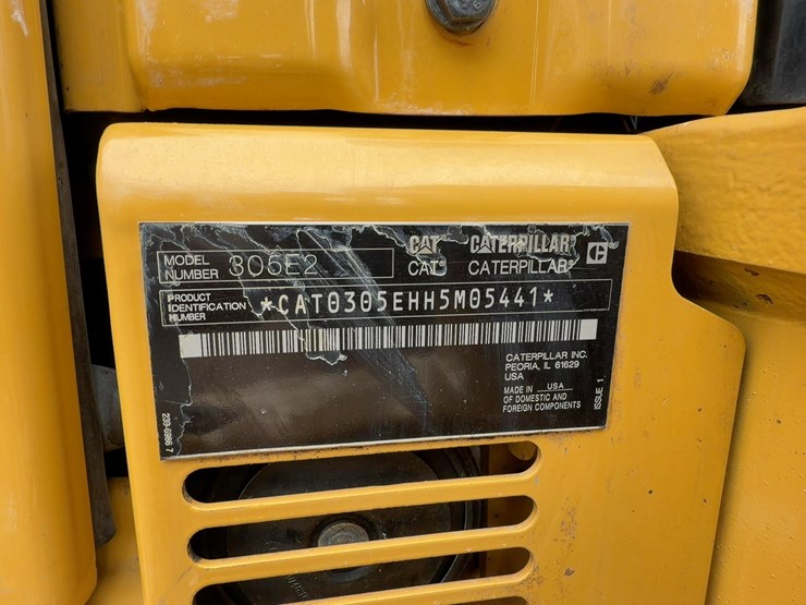 2017-caterpillar-305e2-cr-image-34