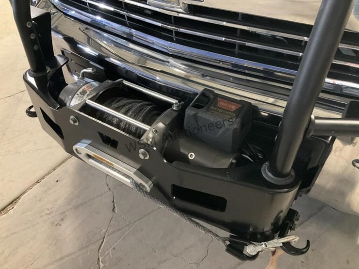 2018-chevrolet-silverado-3500hd-image-10