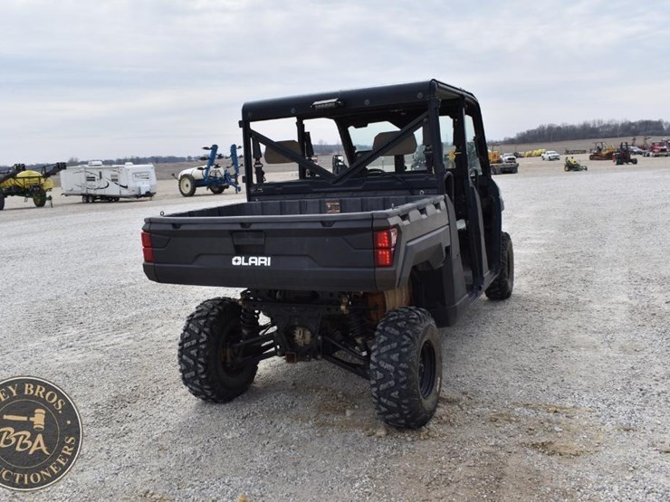 2019-polaris-ranger-crew-image-10
