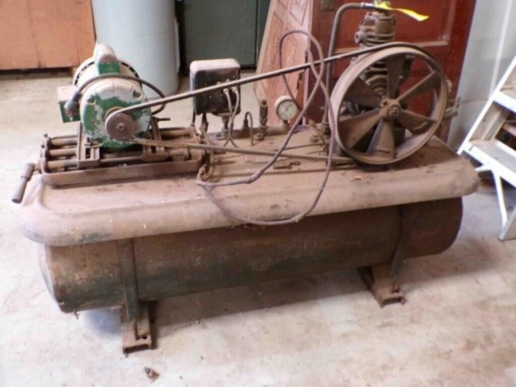 vintage-air-compressor-image-1